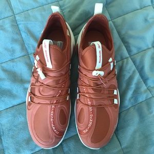 Reebok DMX SERIES 2000 LOW X SWIZZ BEATZ “Mars Dust” color